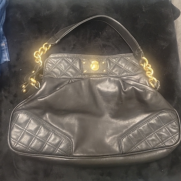 Marc Jacobs Black Quilted Shoulder Bag with Gold Accents - Picture 1 of 11